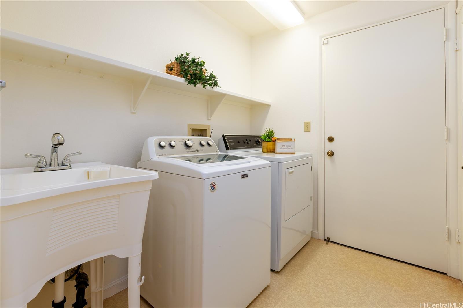 92-1318  Hauone Street Makakilo-palehua Hgts, Makakilo home - photo 21 of 25