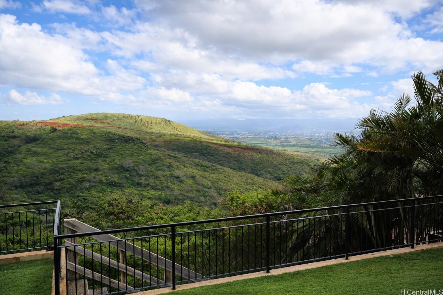 92-1346  Hunekai Street Makakilo-palehua Hgts, Makakilo home - photo 21 of 25