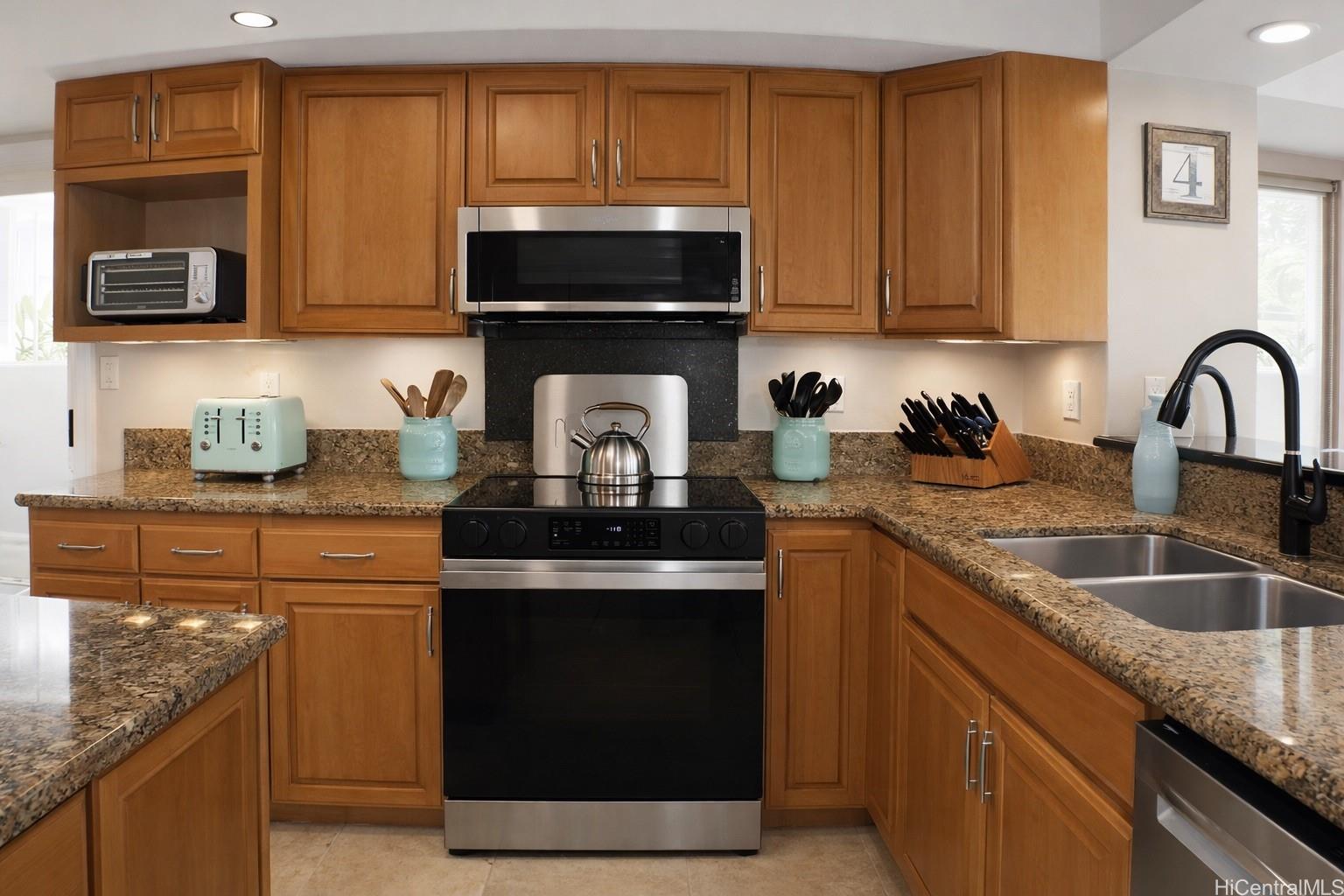 92-1346  Hunekai Street Makakilo-palehua Hgts, Makakilo home - photo 10 of 25