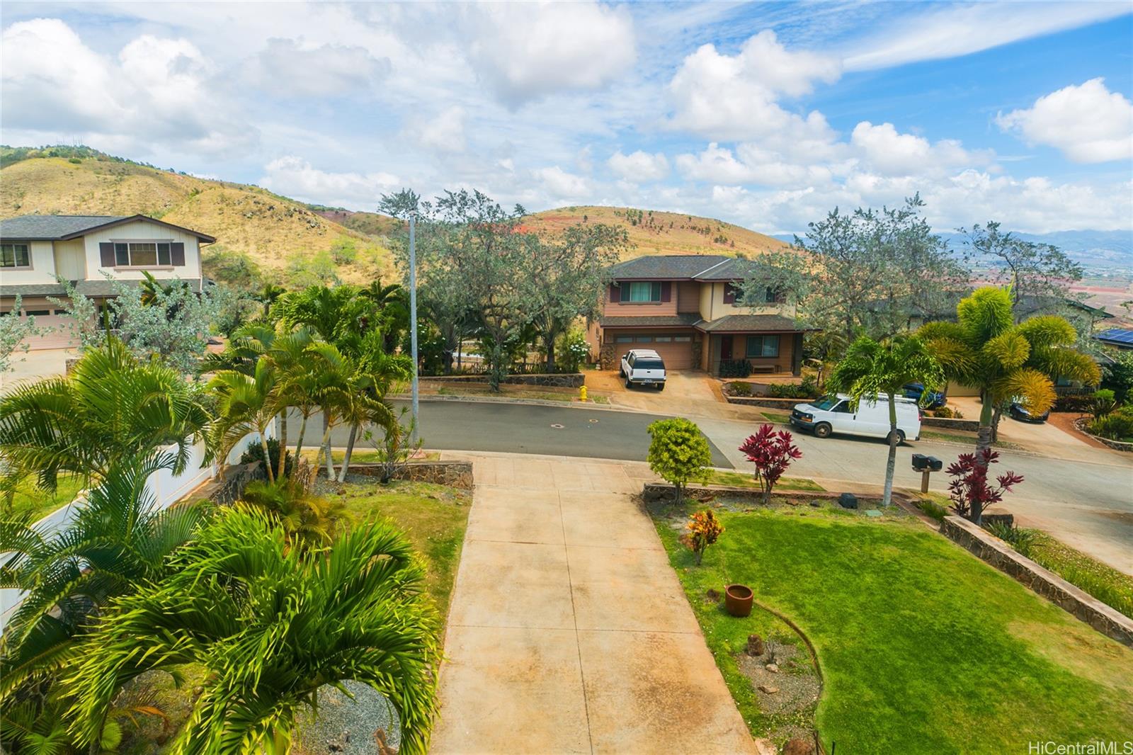 92-1377 Punawainui St Kapolei - Rental - photo 4 of 21