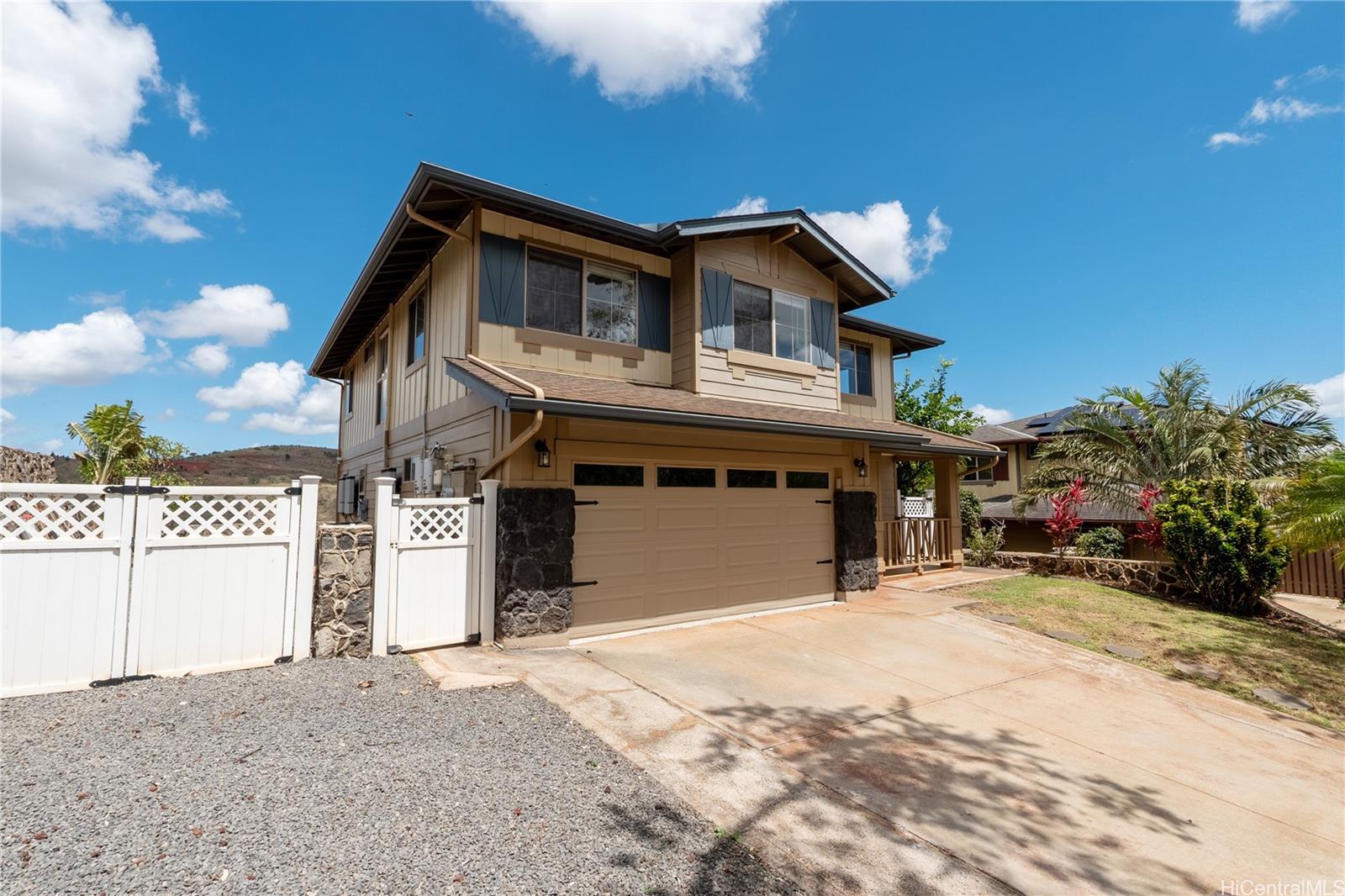 92-1388  Punawainui Street Makakilo-wai Kaloi,  home - photo 1 of 25