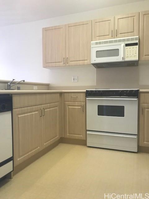 92-1465 Ali'inui Dr Kapolei - Rental - photo 5 of 10