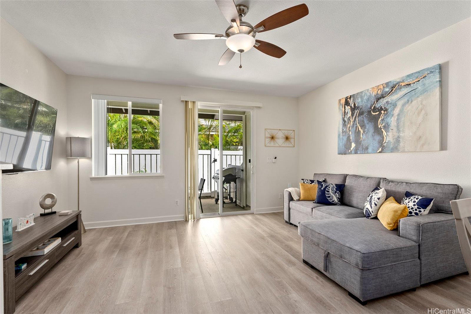 92-1514 Ali'inui Dr Kapolei - Rental - photo 3 of 23