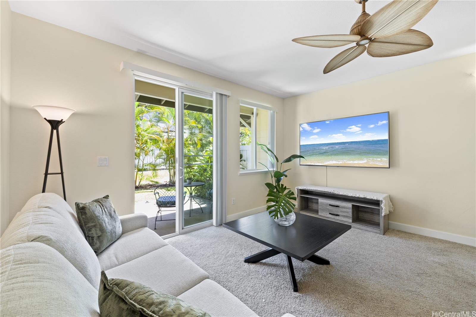 92-1528 Ali'inui Dr Kapolei - Rental - photo 2 of 23