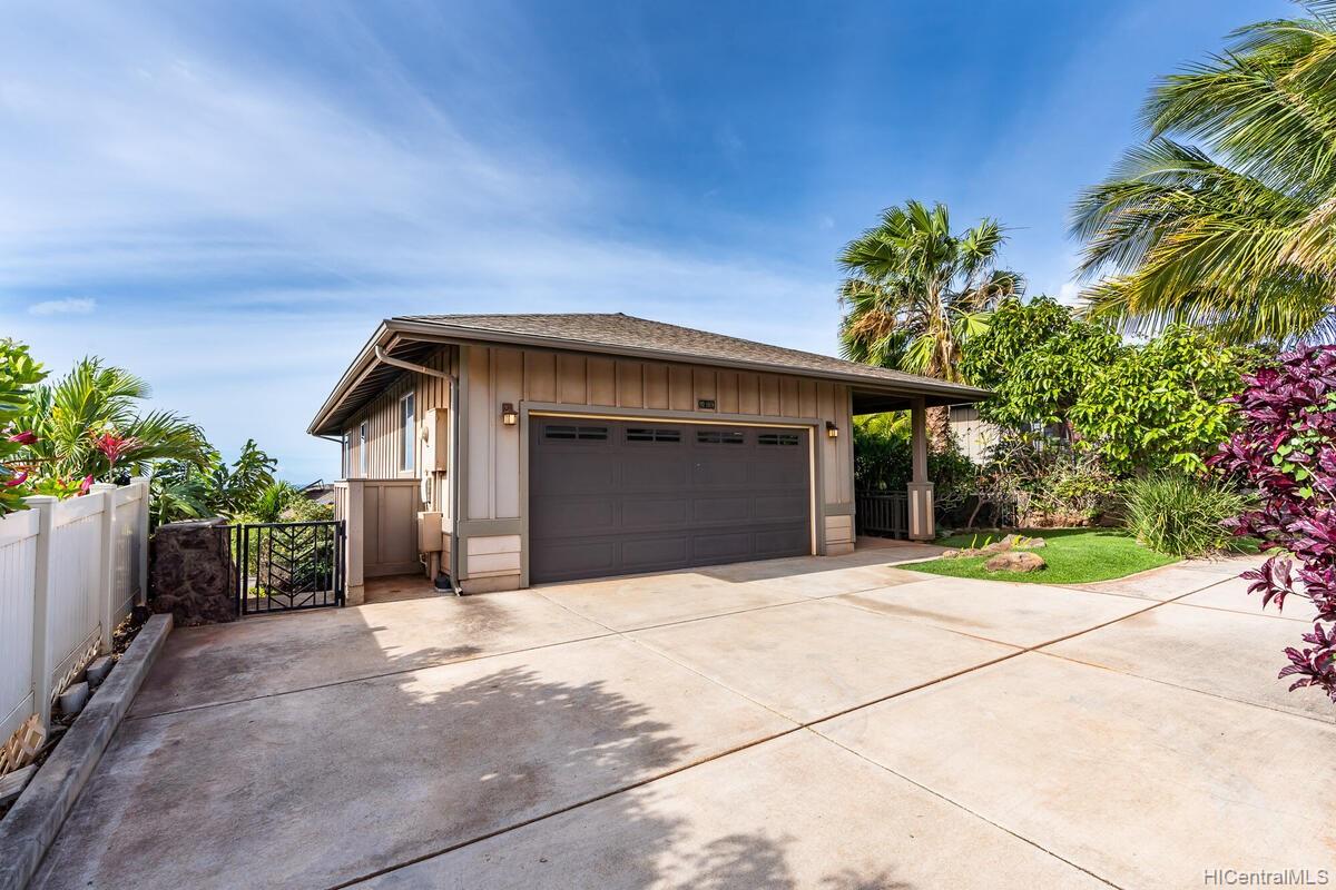 921979 KULIHI Street , Kapolei, Hi 96707 home Makakilokahiwelo