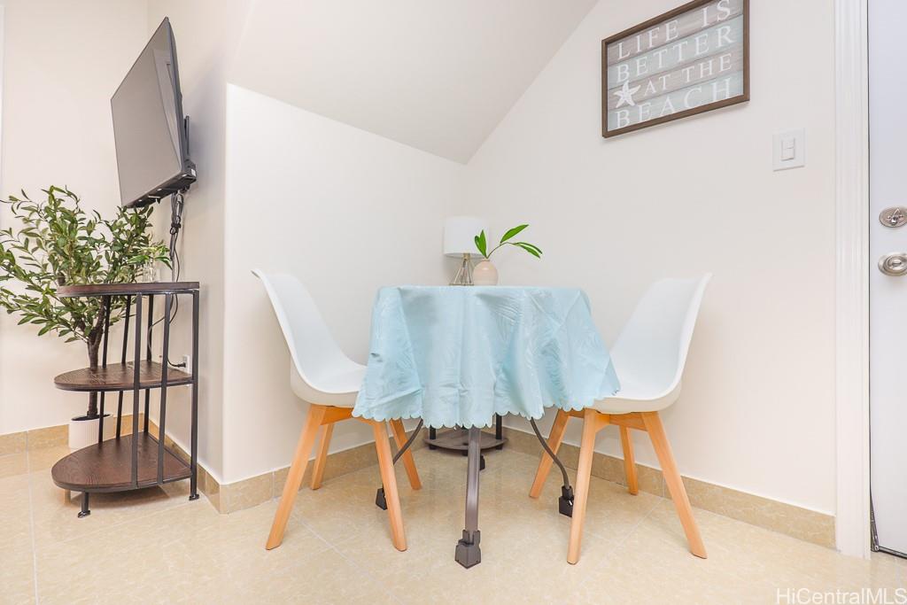 922 21st Ave Honolulu - Rental - photo 11 of 15