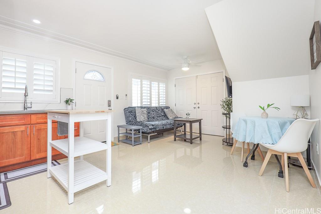 922 21st Ave Honolulu - Rental - photo 4 of 15