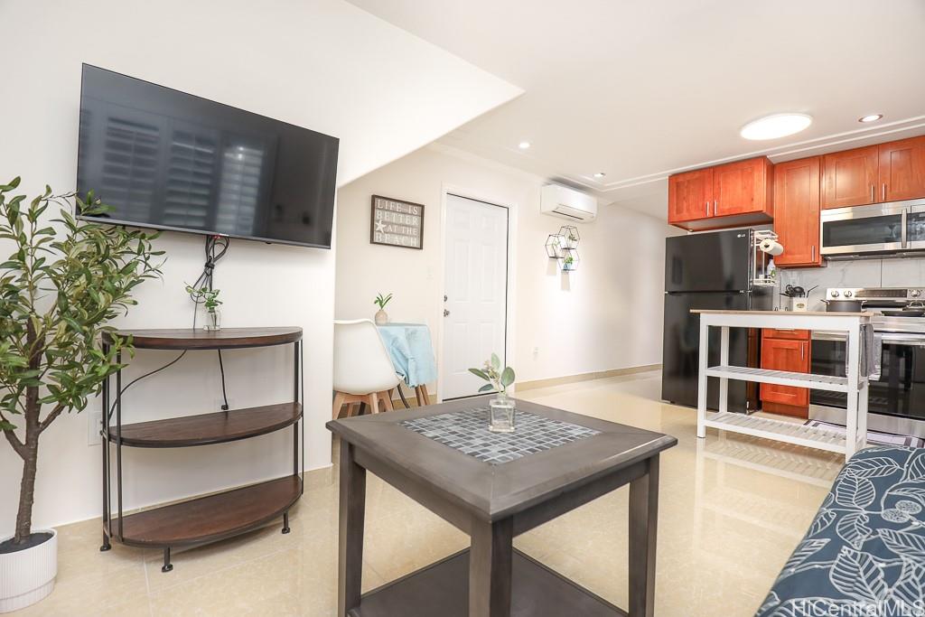 922 21st Ave Honolulu - Rental - photo 5 of 15