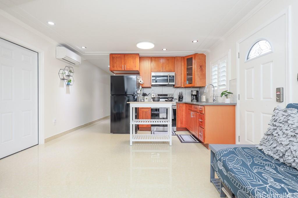 922 21st Ave Honolulu - Rental - photo 9 of 15