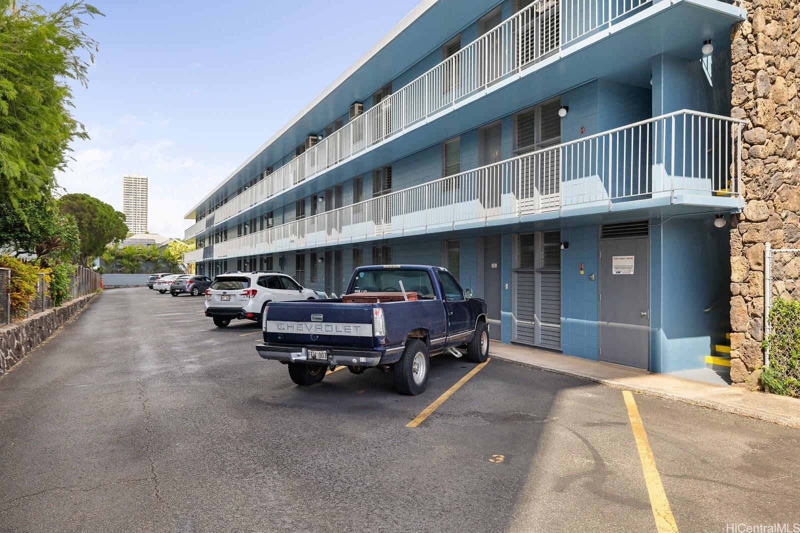 Pan Pacific condo # 302, Honolulu, Hawaii - photo 17 of 22