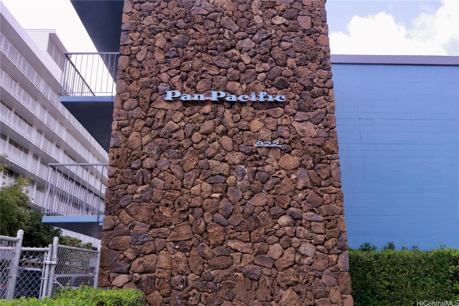 Pan Pacific condo # 302, Honolulu, Hawaii - photo 12 of 13