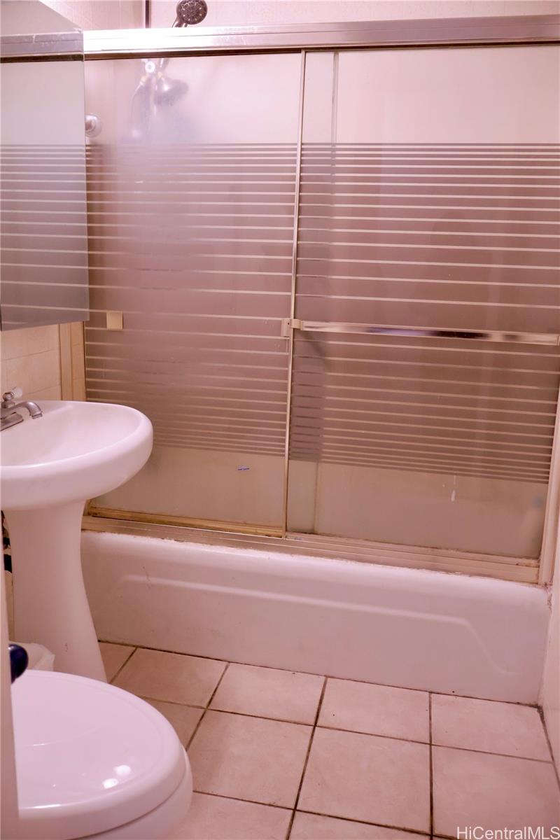 Pan Pacific condo # 302, Honolulu, Hawaii - photo 7 of 13