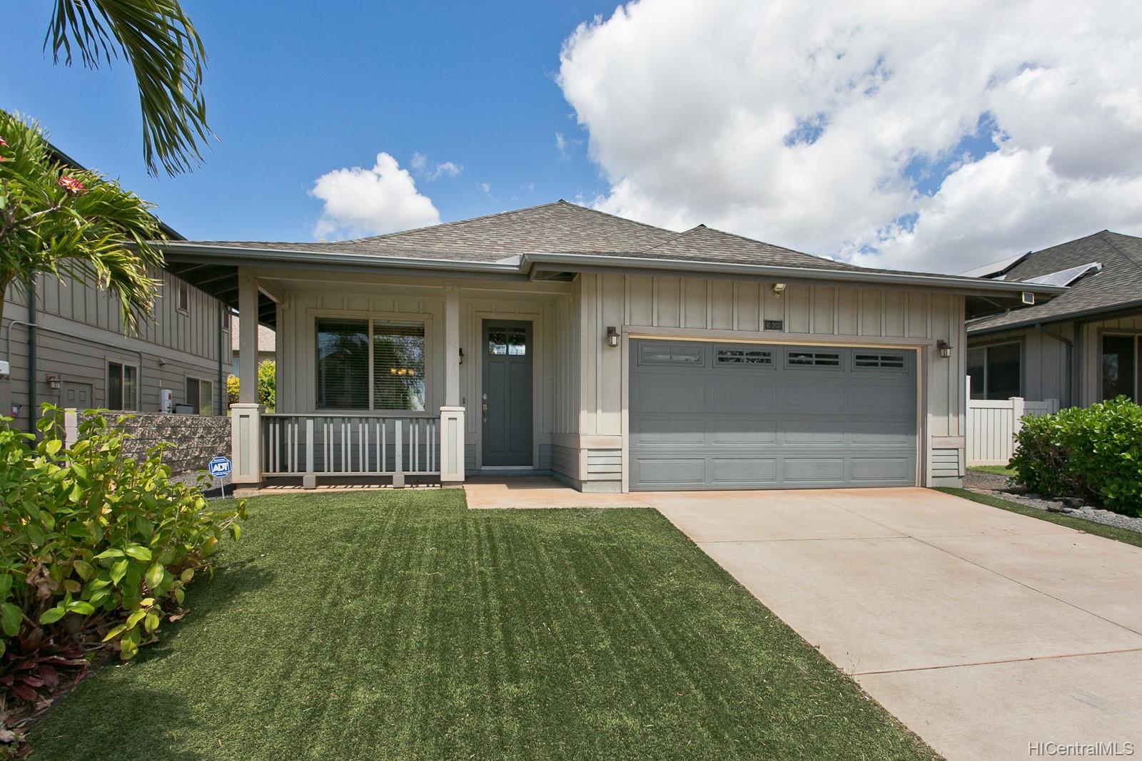 922037 Kulihi Street , Kapolei, Hi 96707 Makakilokahiwelo