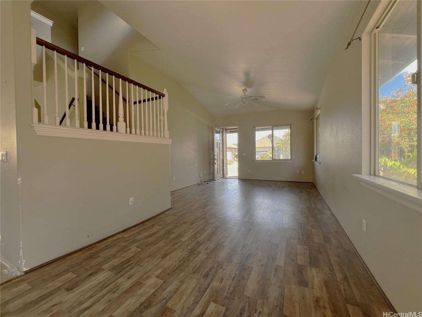 92-494  Ohio Street Makakilo-kahiwelo, Makakilo home - photo 3 of 24