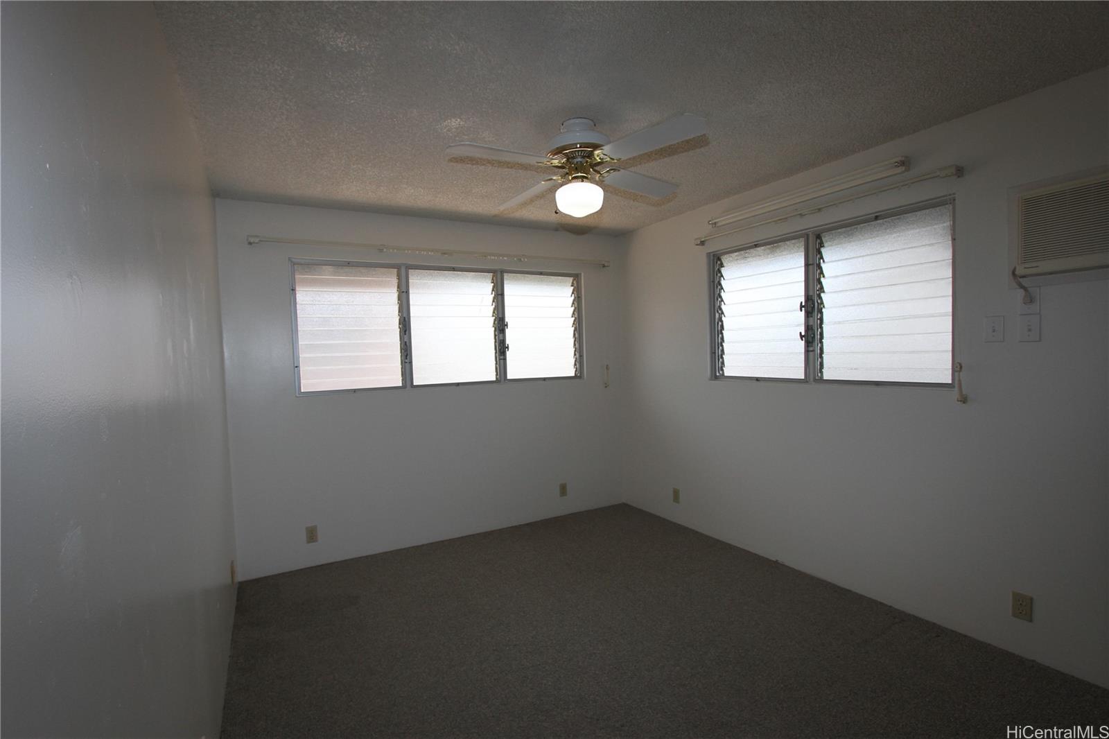 925 9th Ave Honolulu - Rental - photo 18 of 19