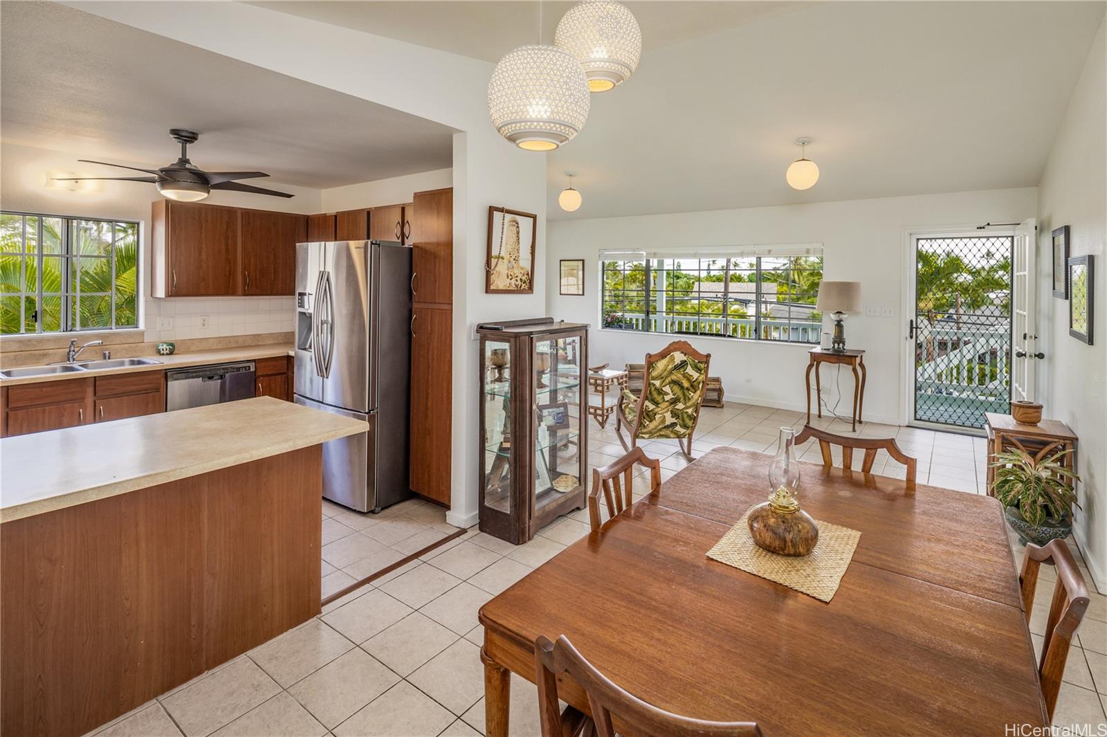 925  Aalapapa Drive Lanikai, Kailua home - photo 4 of 25