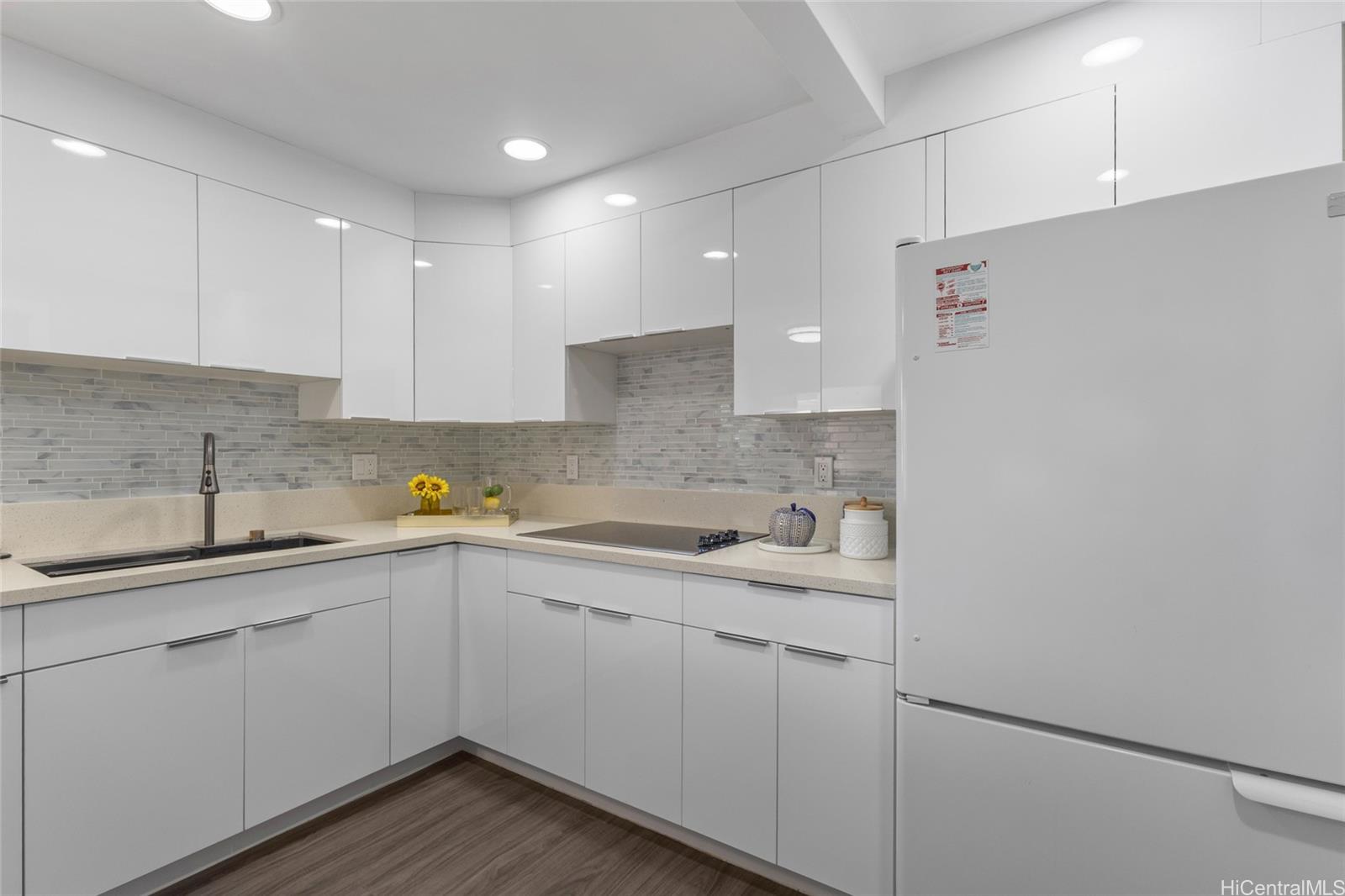 925  Pilialo Street Kaimuki, Diamond Head home - photo 18 of 25