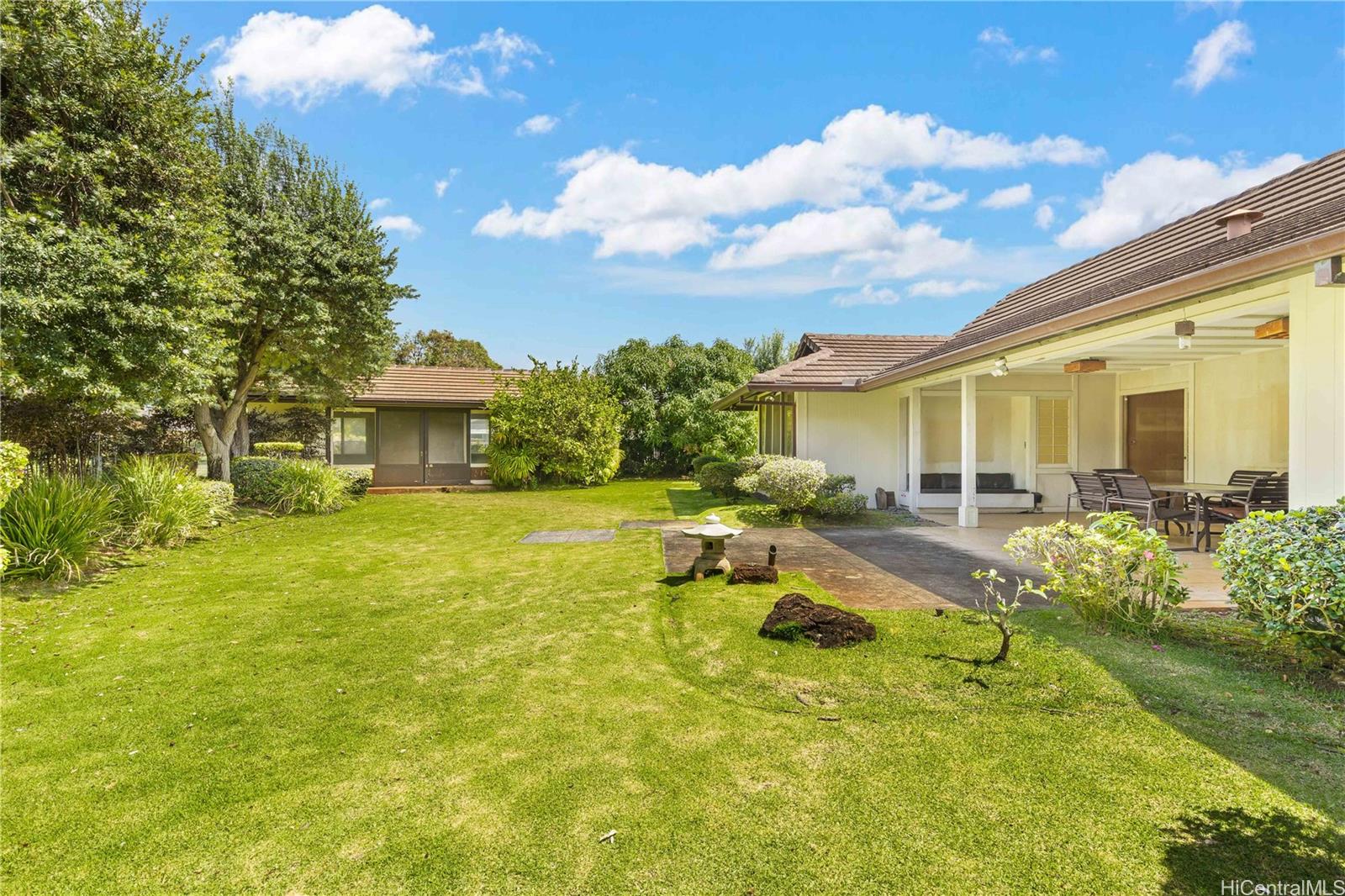 925  Waiholo Street Waialae G/c, Diamond Head home - photo 13 of 25