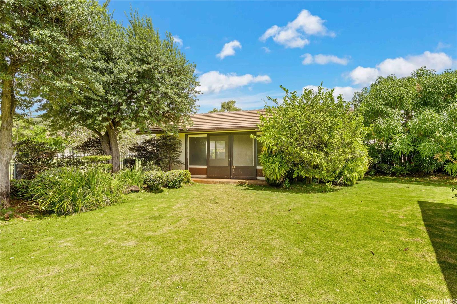 925  Waiholo Street Waialae G/c, Diamond Head home - photo 14 of 25