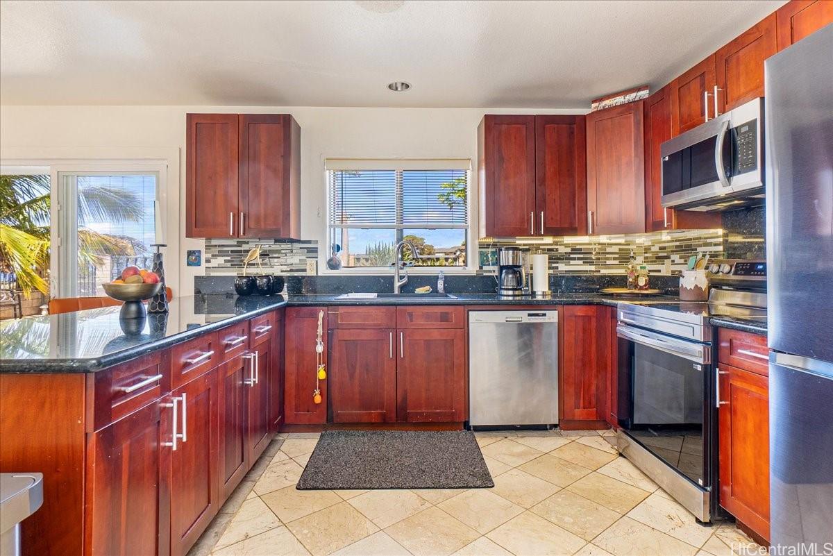 92-5005  Limukele Street Makakilo-west Hills, Makakilo home - photo 8 of 25