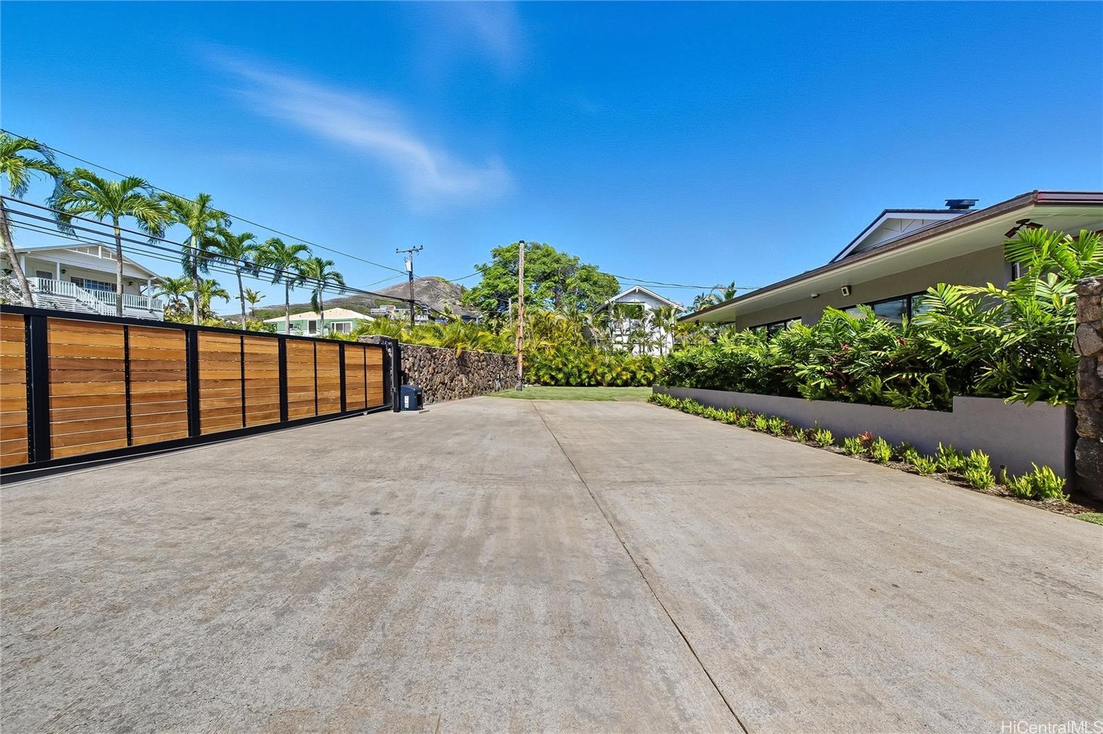 926  Aalapapa Drive Lanikai, Kailua home - photo 22 of 25