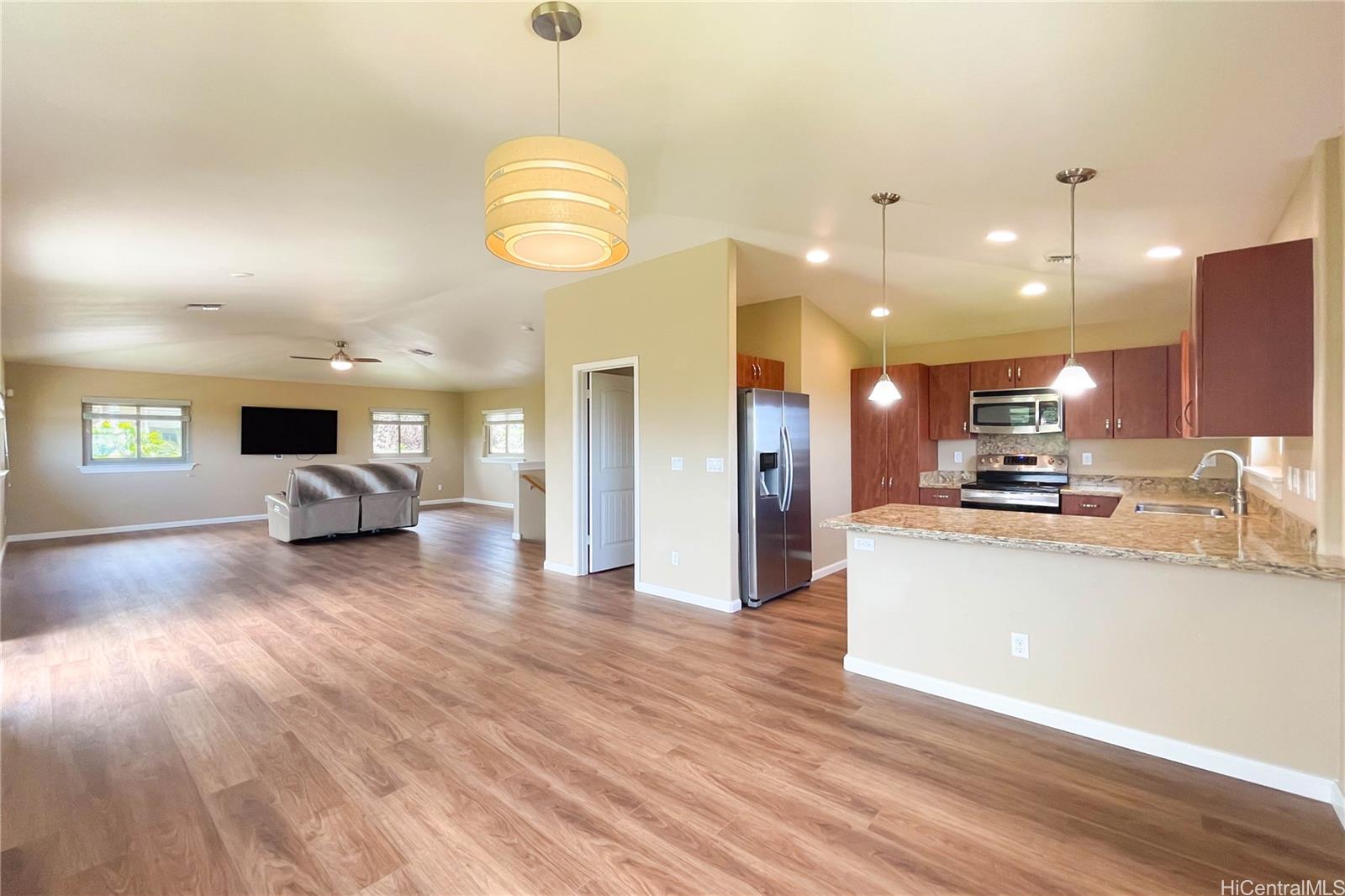 92-624  Welo Street Makakilo-kahiwelo, Makakilo home - photo 4 of 25