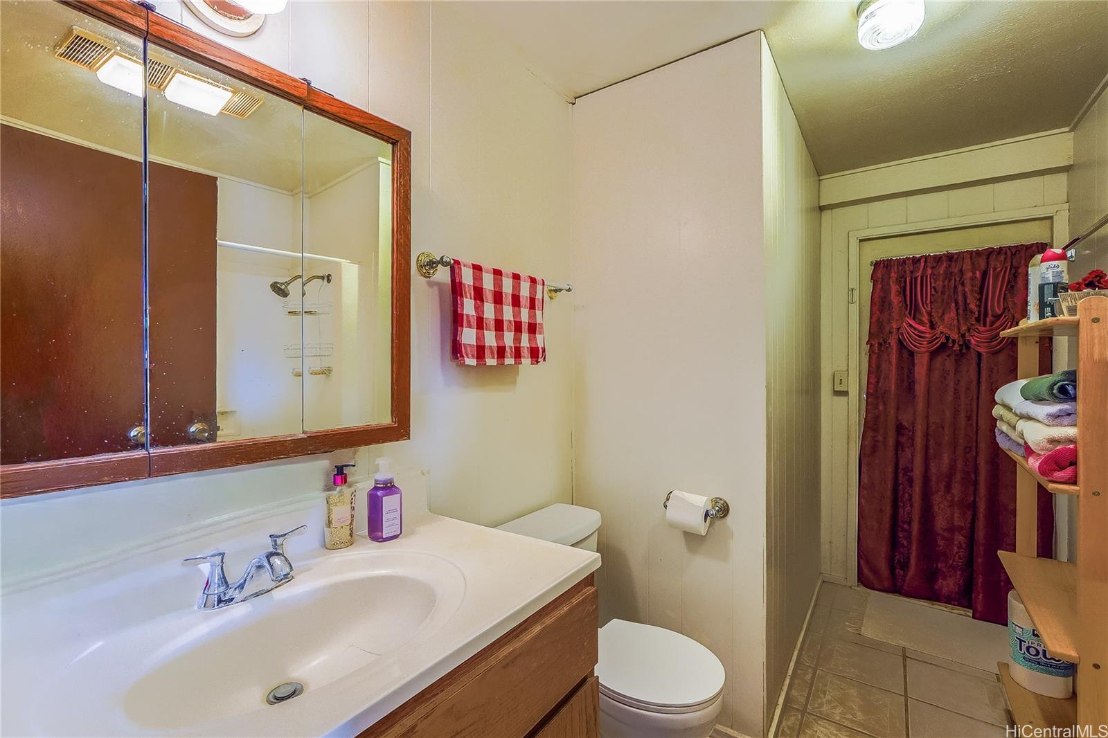 92-691  Wainohia Way Makakilo-lower, Makakilo home - photo 17 of 25