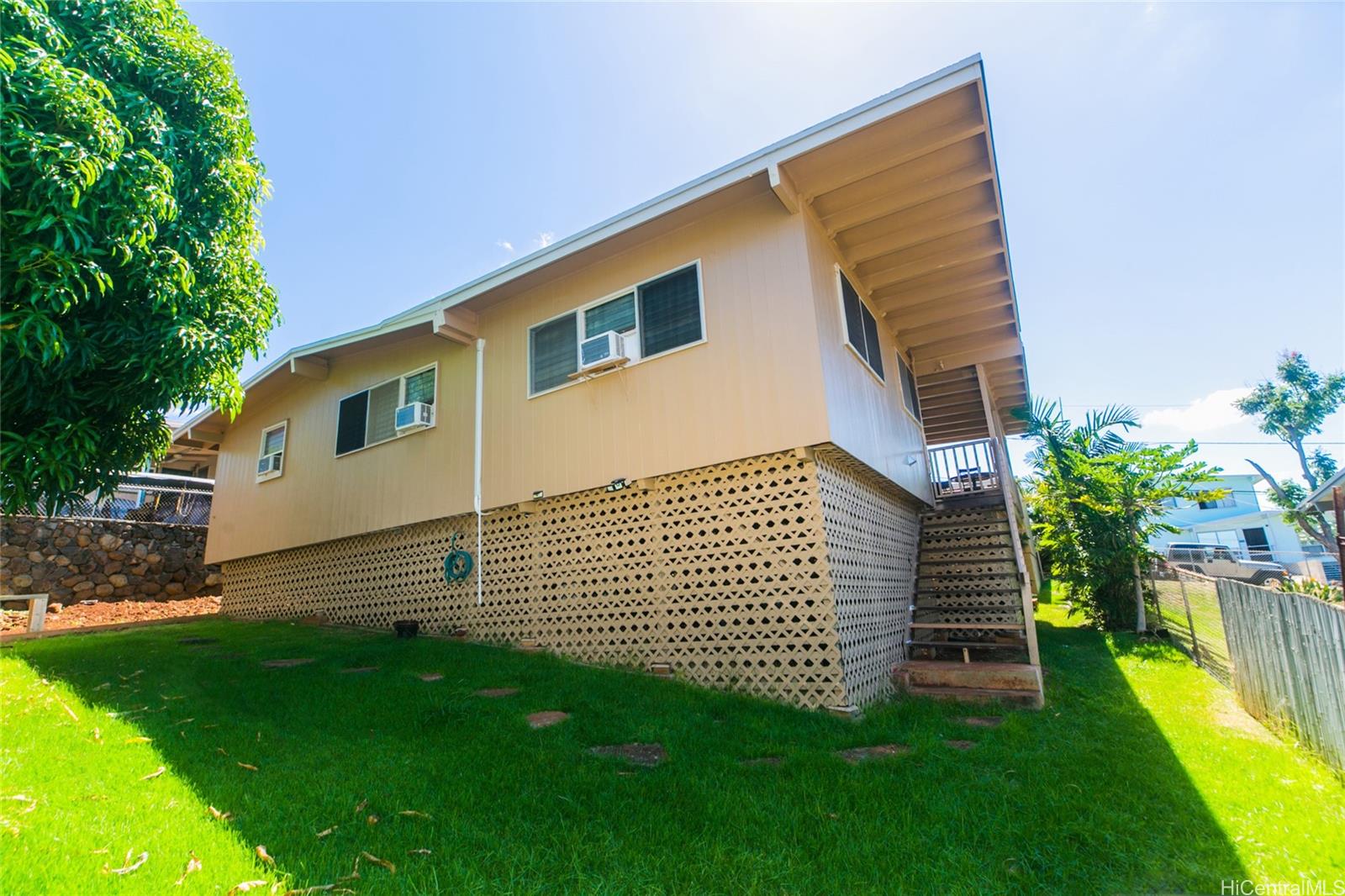 92-695  Mehani Street Makakilo-lower, Makakilo home - photo 17 of 19