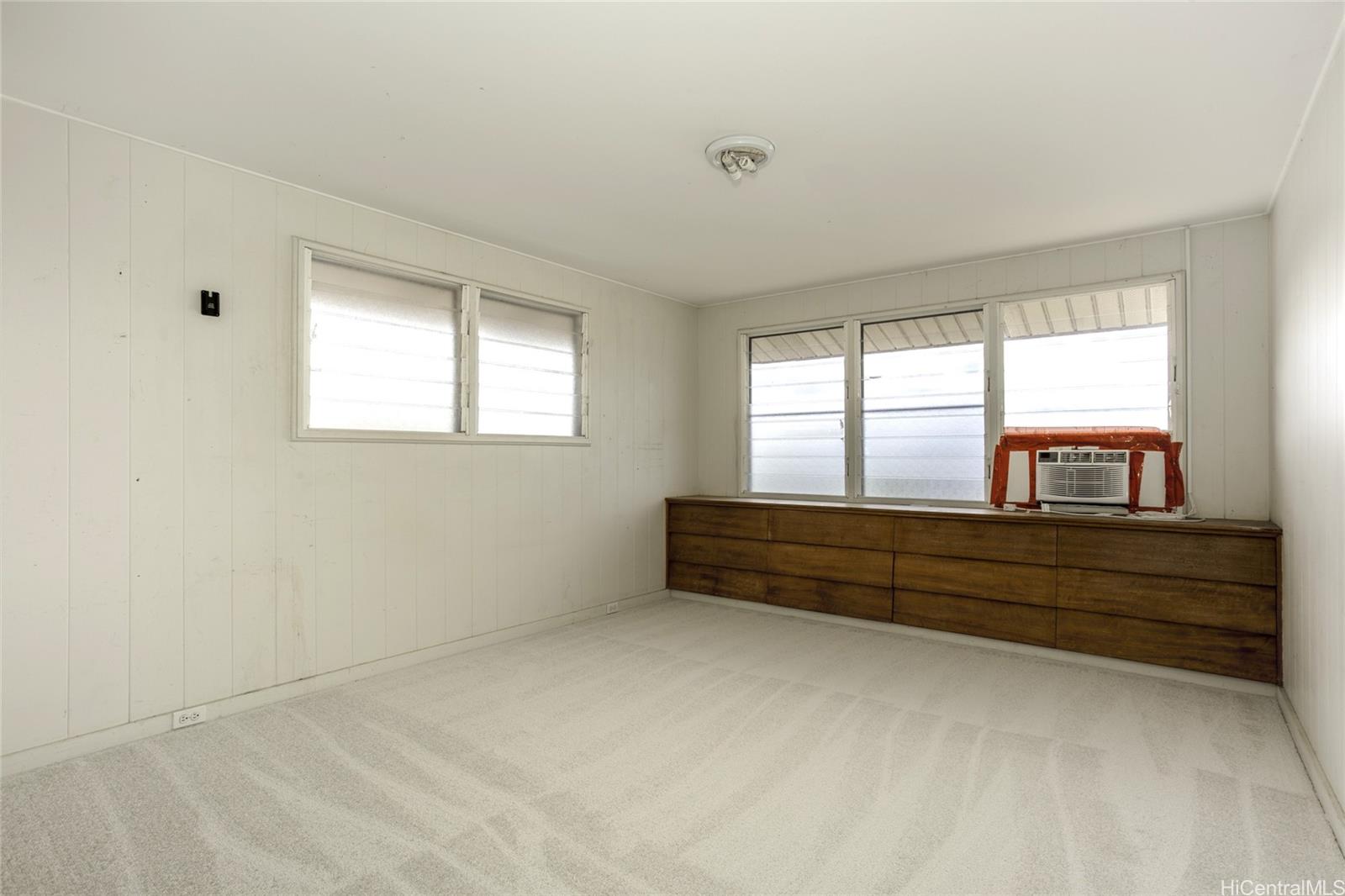 927  Lolena Street Kamehameha Heights, Honolulu home - photo 9 of 12