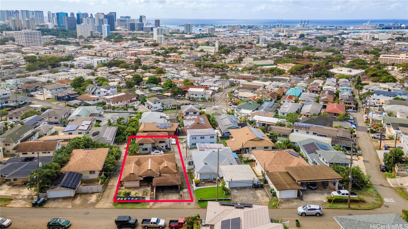 927  Lolena Street Kamehameha Heights, Honolulu home - photo 10 of 12