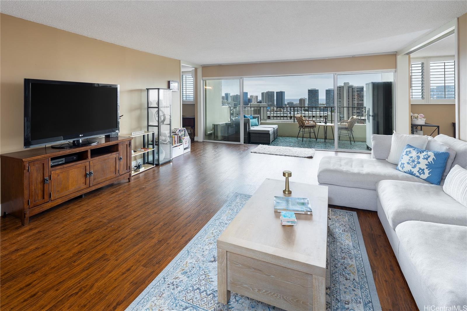 Prospect Tower Apts condo # 1103, Honolulu, Hawaii - photo 2 of 25