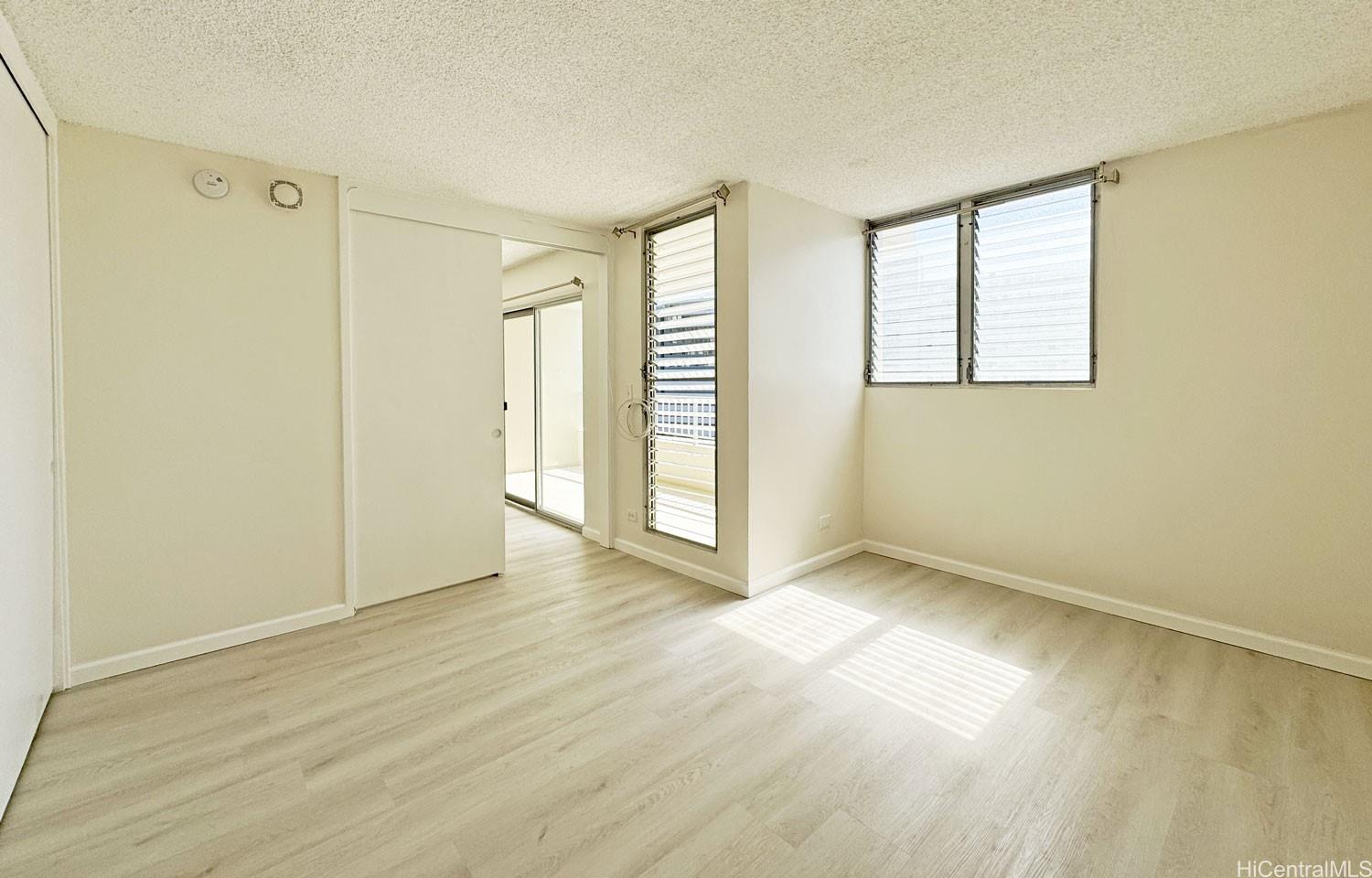 927 Prospect St Honolulu - Rental - photo 8 of 18