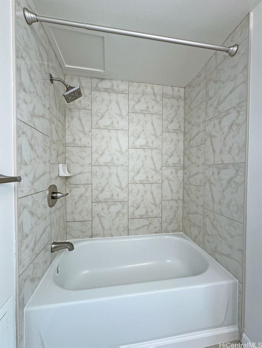 927 Prospect St Honolulu - Rental - photo 10 of 18