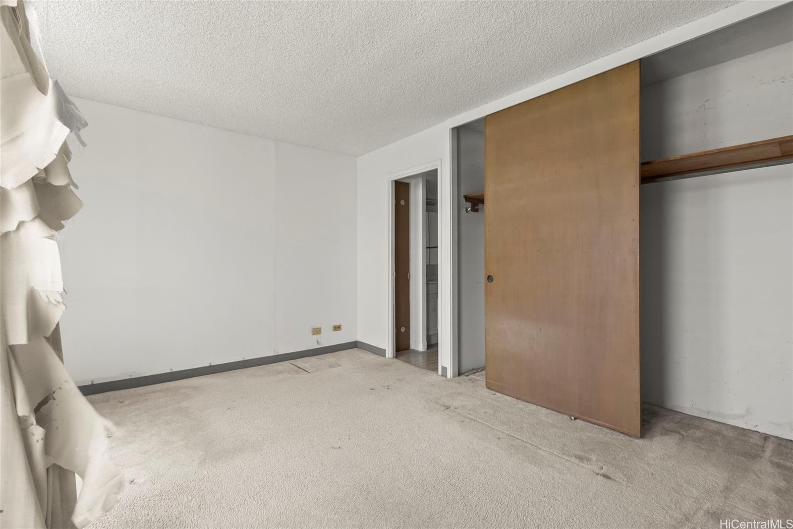 Prospect Tower Apts condo # 406, Honolulu, Hawaii - photo 14 of 24