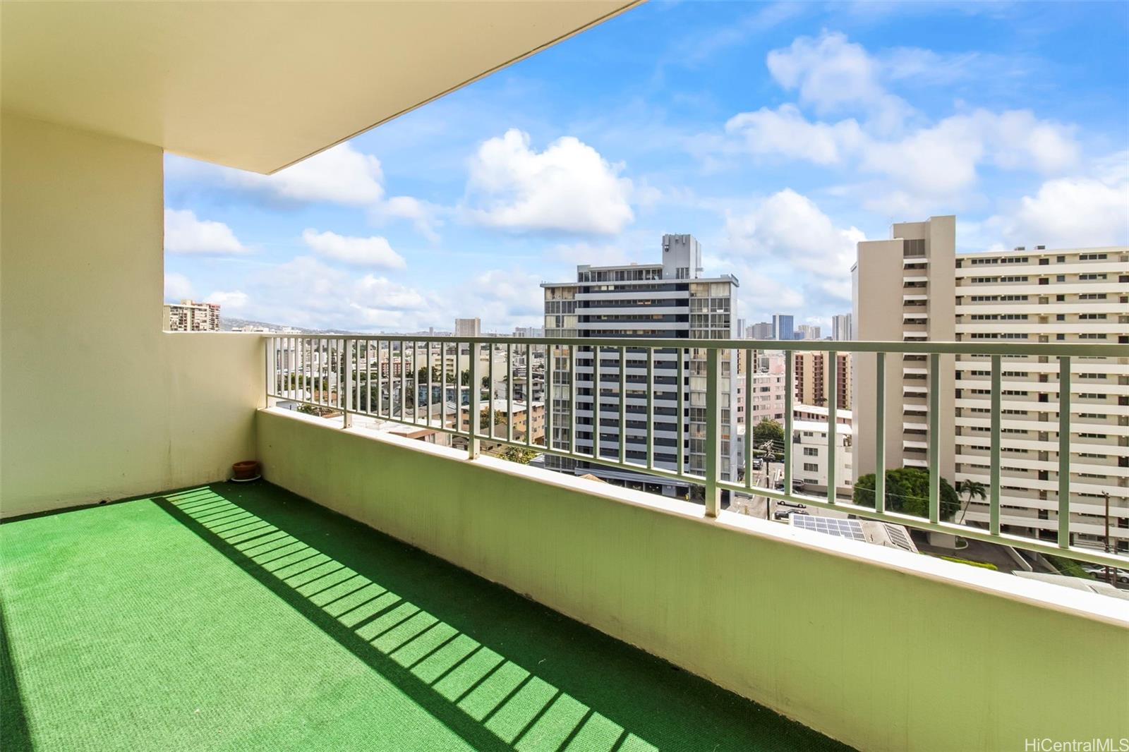 Prospect Tower Apts condo # 406, Honolulu, Hawaii - photo 21 of 24