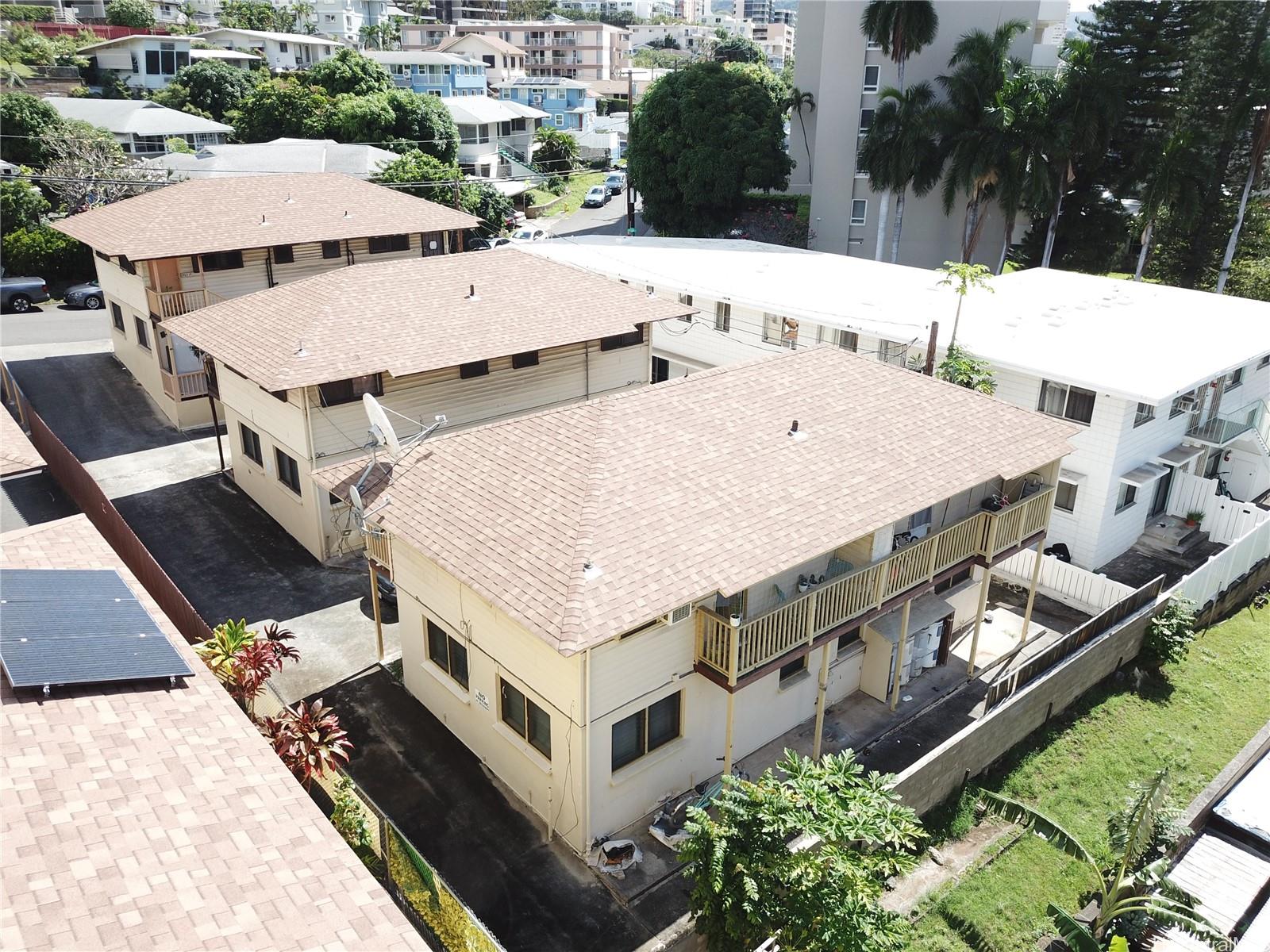 927 Spencer Street Honolulu - Multi-family - photo 3 of 9