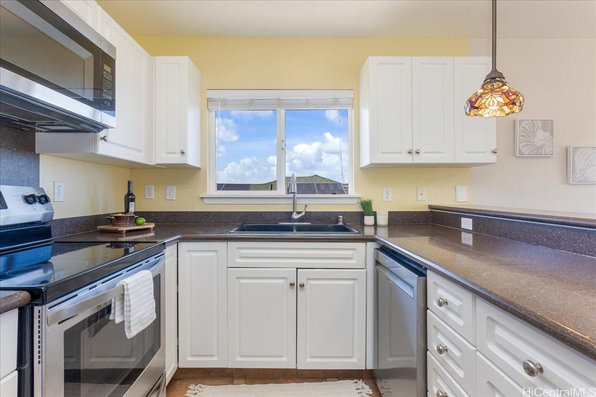 92-7049  Elele Street Makakilo-upper, Makakilo home - photo 10 of 25