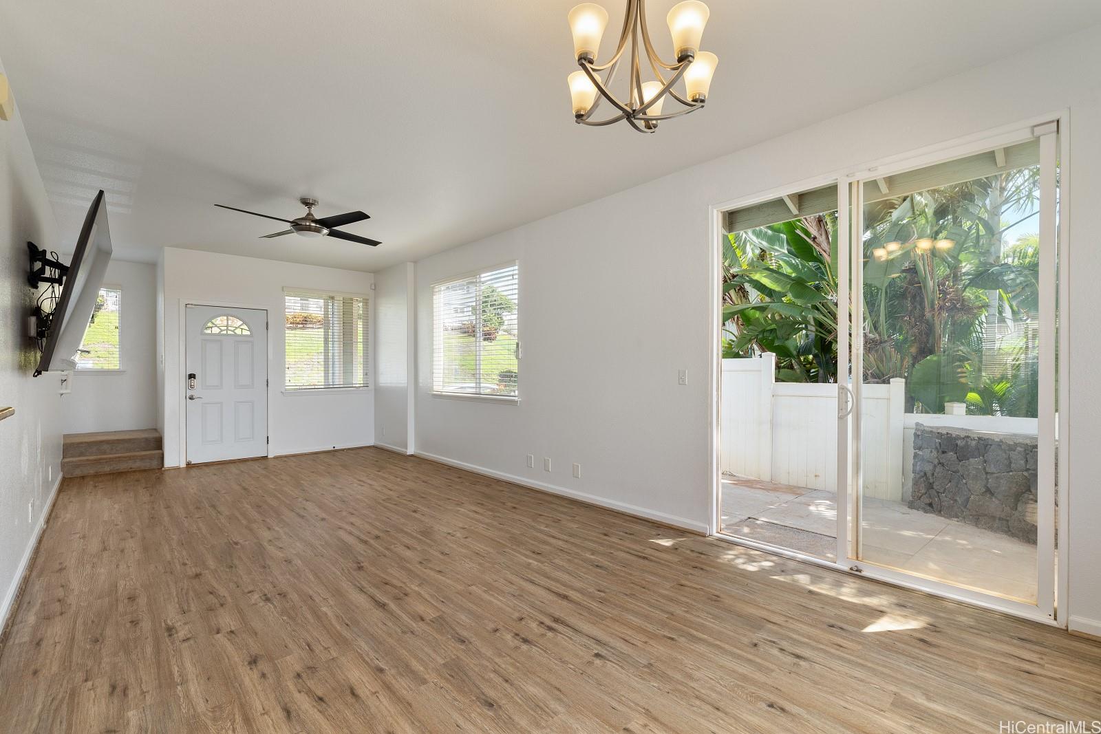 92-7049  Elele Street Makakilo-upper, Makakilo home - photo 8 of 25