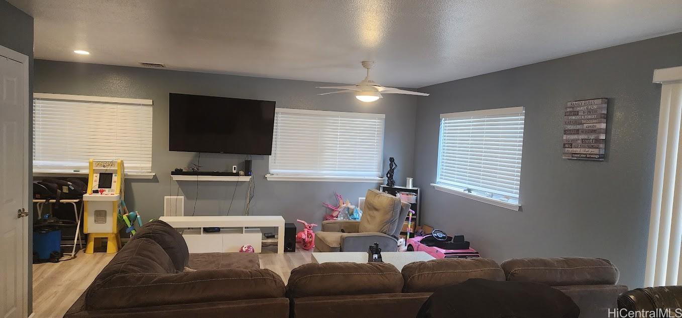 92-7049  Elele Street Makakilo-upper, Makakilo home - photo 2 of 22