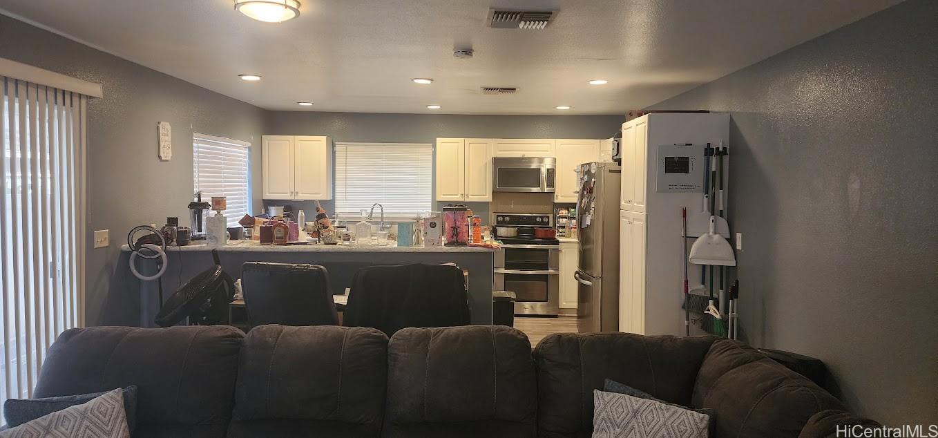 92-7049  Elele Street Makakilo-upper, Makakilo home - photo 6 of 22