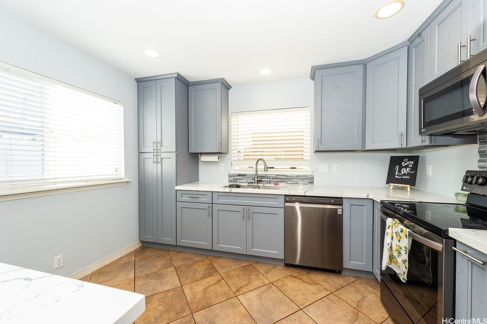 92-7049  Elele Street Makakilo-upper, Makakilo home - photo 10 of 21