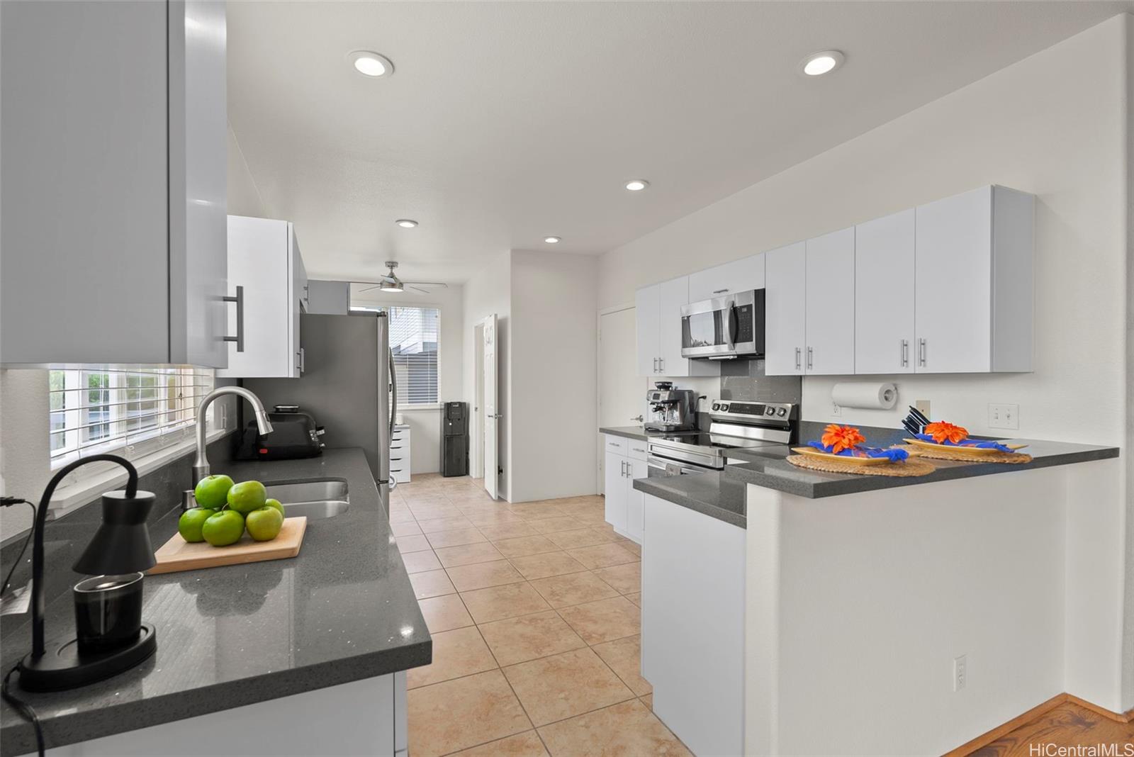 92-7049  Elele St Makakilo-upper, Makakilo home - photo 6 of 25