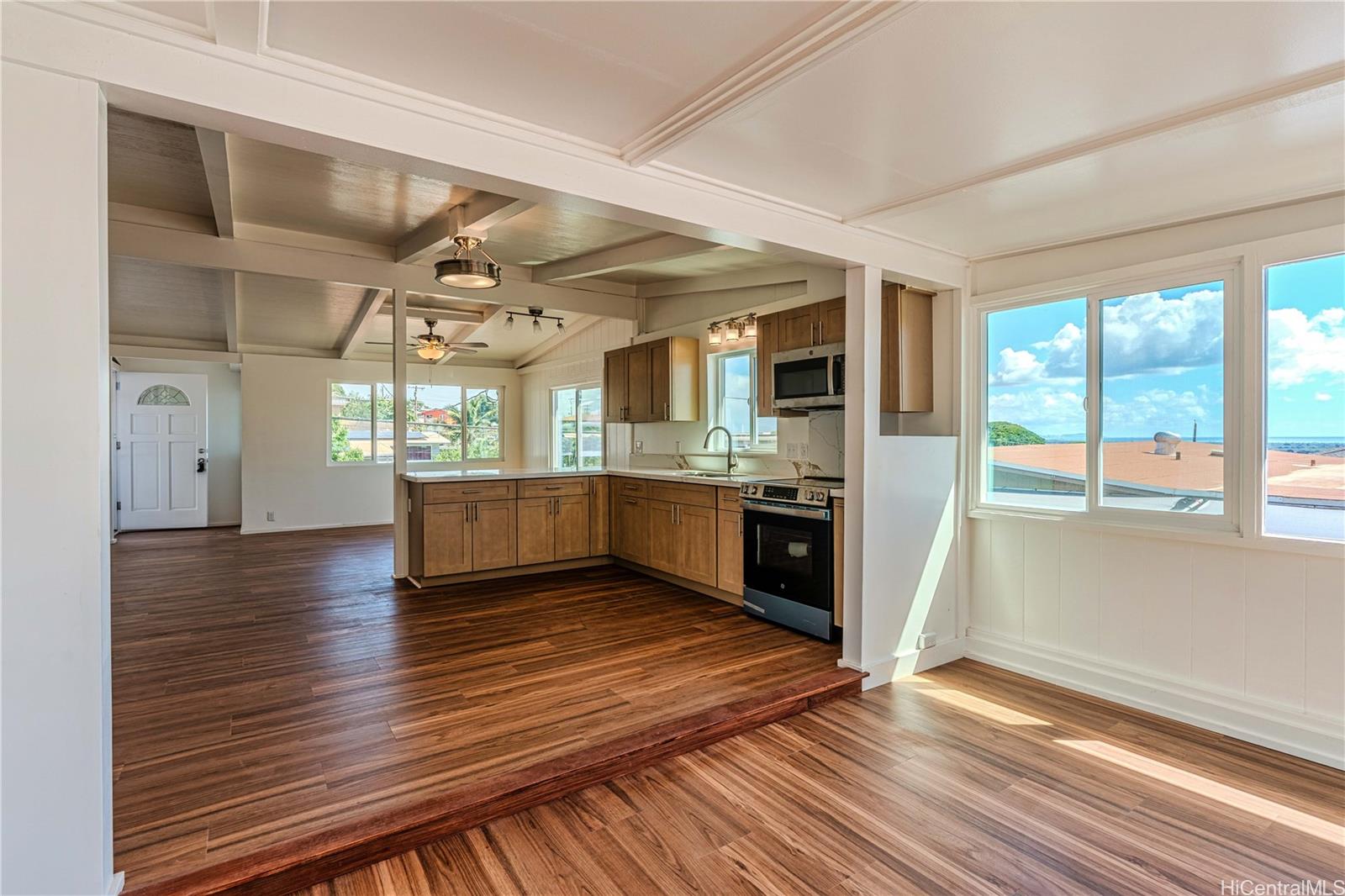 92-706  Palailai Street Makakilo-lower, Makakilo home - photo 15 of 23