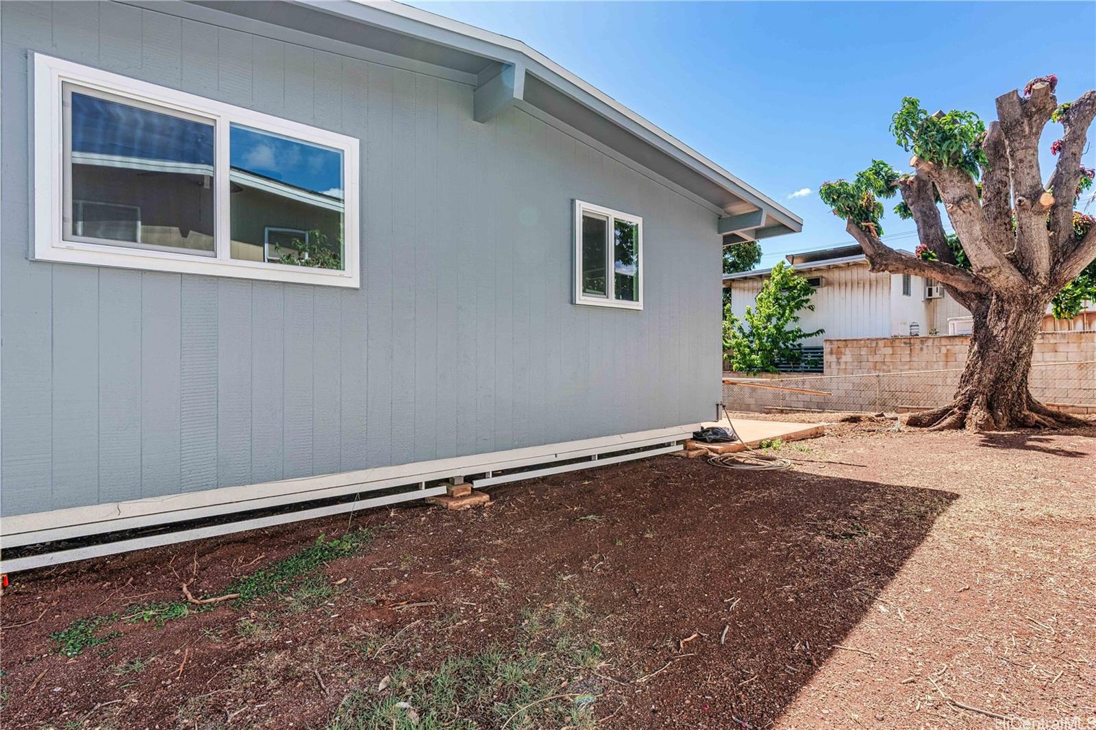 92-706  Palailai Street Makakilo-lower, Makakilo home - photo 21 of 23