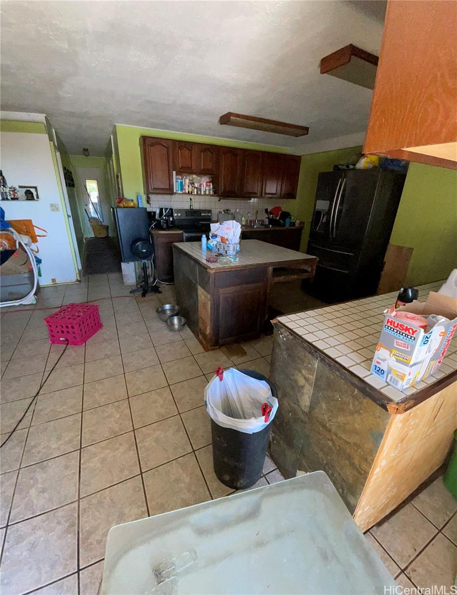 92-717  Nohopono Street Makakilo-lower, Makakilo home - photo 3 of 8