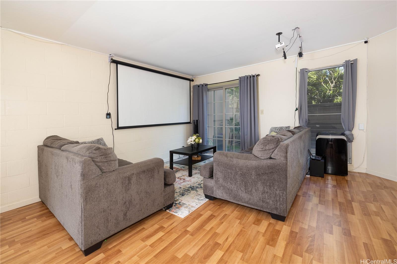 Makakilo Gardens 2 condo # 21, Kapolei, Hawaii - photo 3 of 25