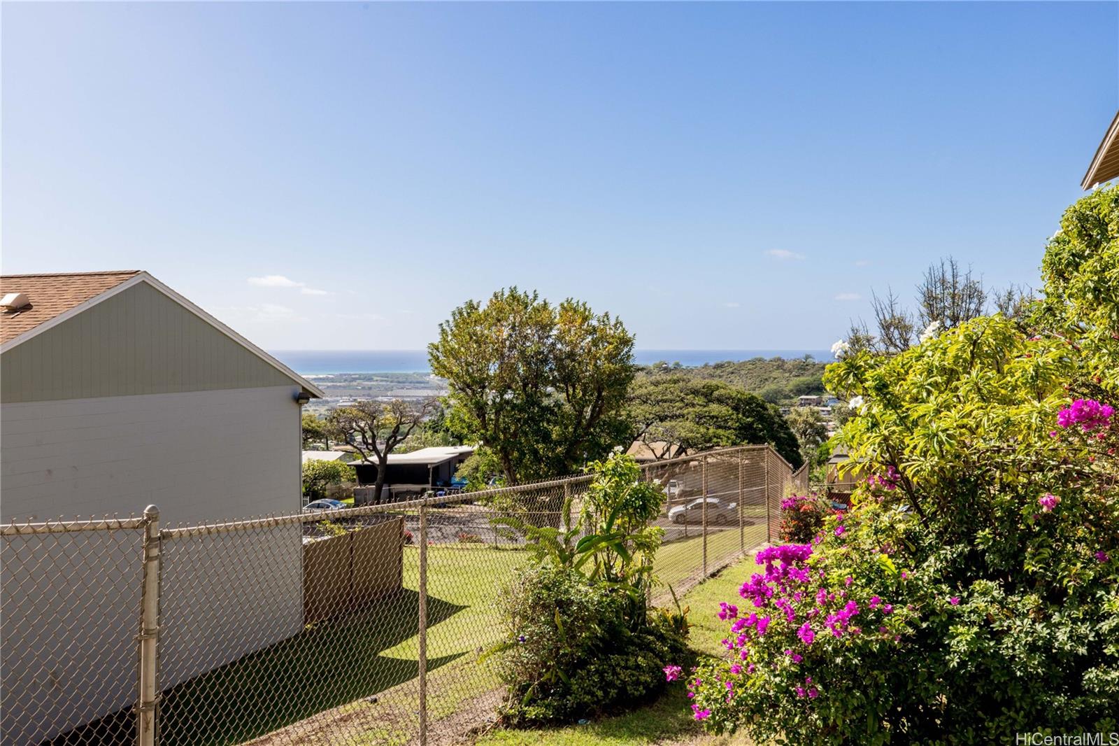 Makakilo Gardens 2 condo # 21, Kapolei, Hawaii - photo 23 of 25