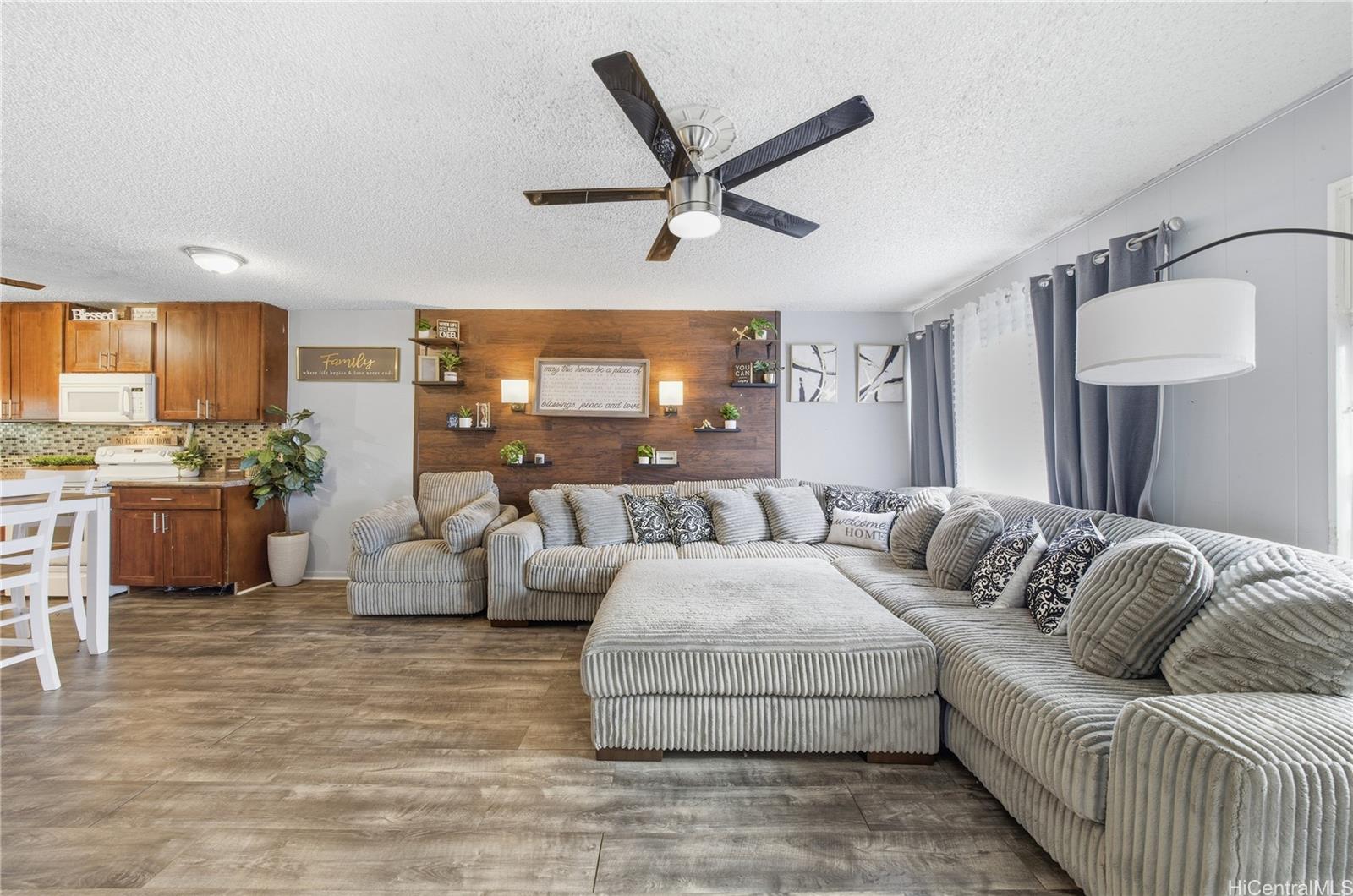 92-755 Makakilo Drive townhouse # 51, Kapolei, Hawaii - photo 2 of 25