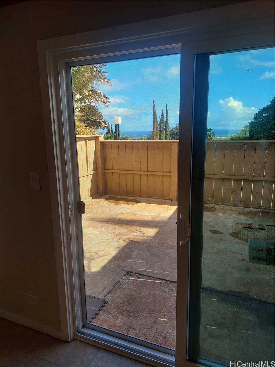 92-755 Makakilo Drive townhouse # 52, Kapolei, Hawaii - photo 6 of 19