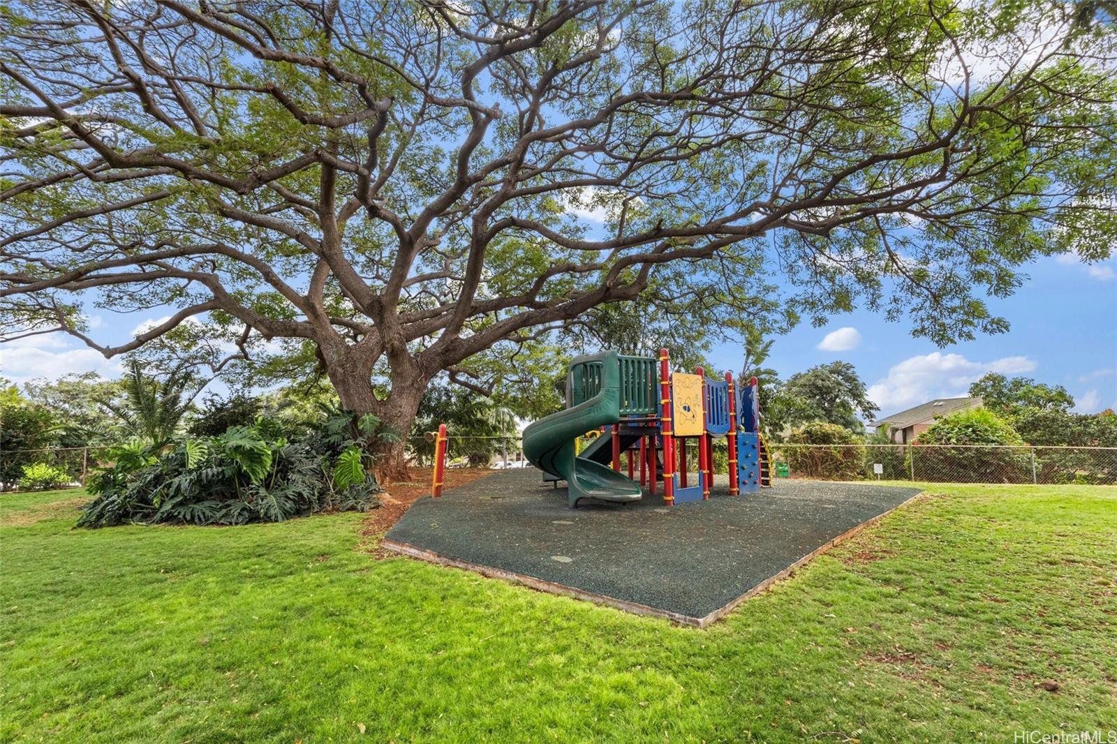 92-767 Makakilo Drive townhouse # 68, Kapolei, Hawaii - photo 18 of 20